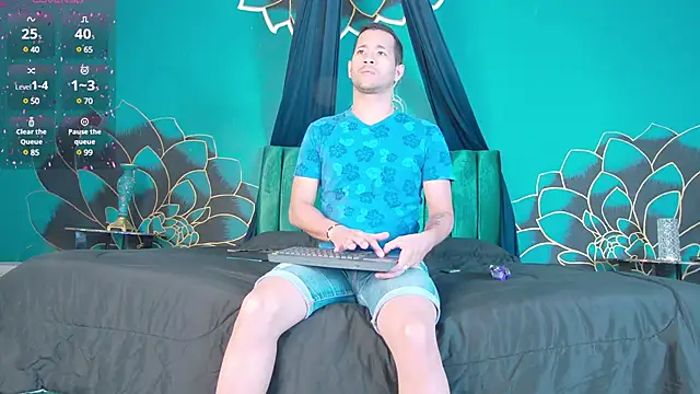 Snapshot of zaid_lion chatting on 01.16.25 zaid lion online show from 01.16.25