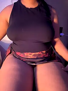 GLamouur online show from 12.06.24