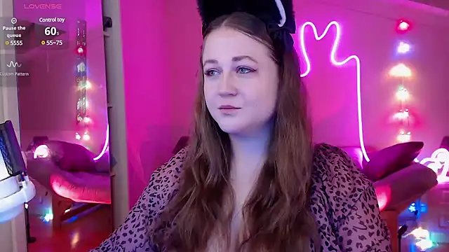 LizzyShine online show from 01.24.25