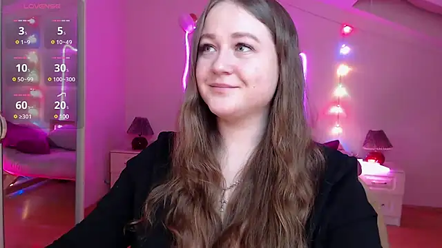 LizzyShine online show from 02.13.25