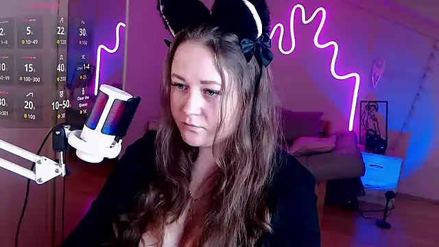 LizzyShine online show from 09.14.25