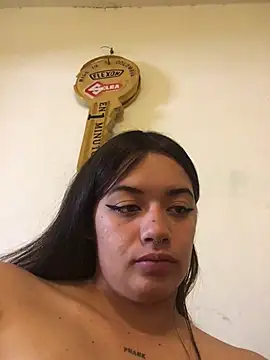 Miss oliviaa online show from 12.17.24