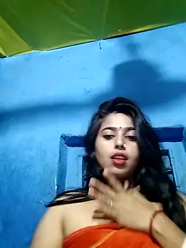 Snapshot of Sweet-Rani chatting on 12.14.24 Sweet-Rani online show from 12.14.24