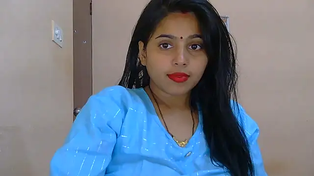Snapshot of Sweet-Rani chatting on 11.24.25 Sweet-Rani online show from 11.24.25