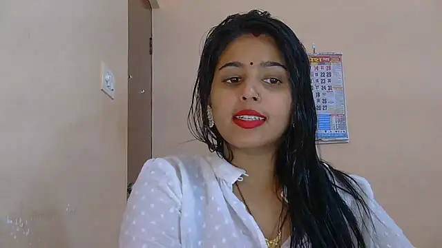 Snapshot of Sweet-Rani chatting on 11.30.25 Sweet-Rani online show from 11.30.25