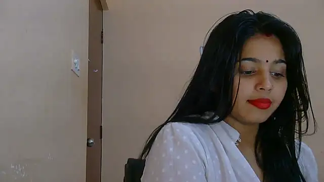 Snapshot of Sweet-Rani chatting on 12.04.25 Sweet-Rani online show from 12.04.25