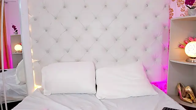 emaa lambert online show from 09.23.25