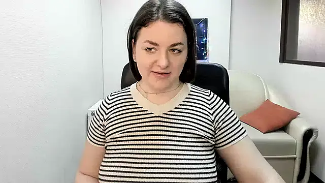 Helen Elliot online show from 01.21.25
