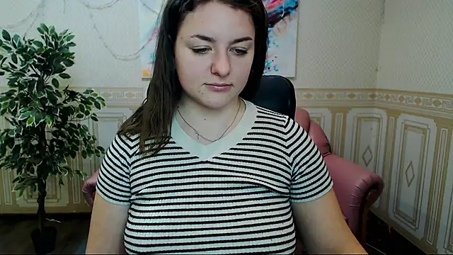 Helen Elliot online show from 02.04.25