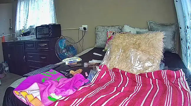 ThickianaRider online show from 02.02.25