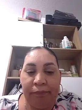 MirandaSoto online show from 01.27.25