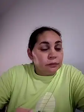 MirandaSoto online show from 02.20.25