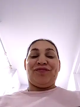 MirandaSoto online show from 02.22.25