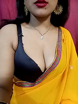 Snapshot of Stripy_Doll chatting on 11.01.25 Stripy Doll online show from 11.01.25