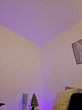 VictoriaEvaans  online show from 12.02.24