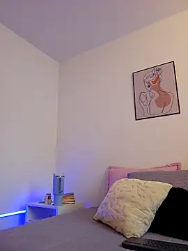 VictoriaEvaans  online show from 10.06.25