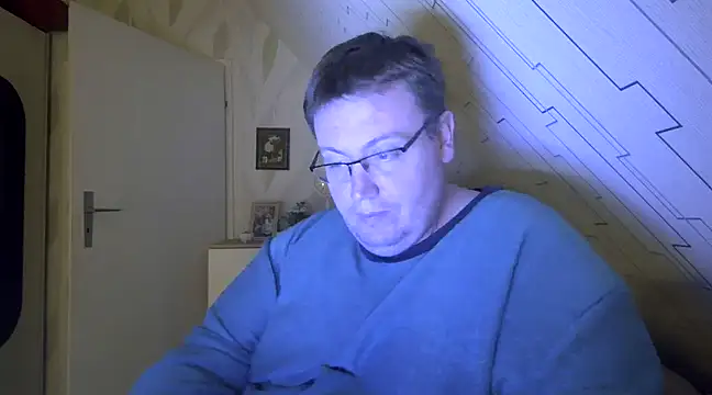 Snapshot of der_alex38 chatting on 02.09.25 der alex38 online show from 02.09.25