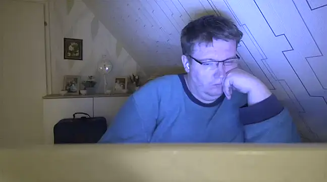 Snapshot of der_alex38 chatting on 02.09.25 der alex38 online show from 02.09.25