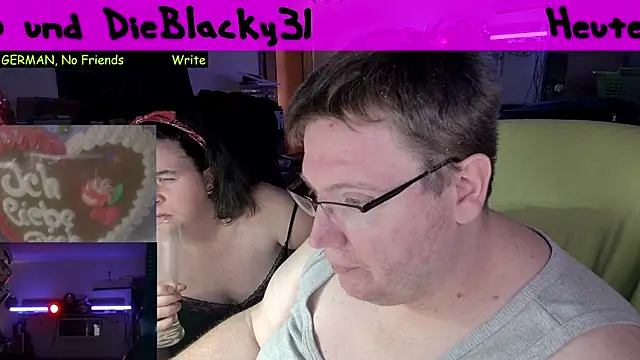 Snapshot of der_alex38 chatting on 02.17.25 der alex38 online show from 02.17.25