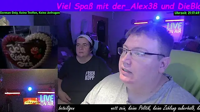 Snapshot of der_alex38 chatting on 09.21.25 der alex38 online show from 09.21.25