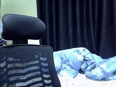 Horny-slut  online show from 09.30.25