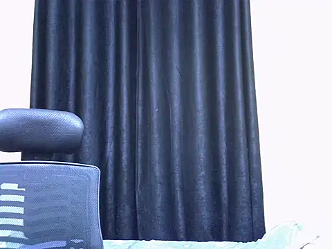 Horny-slut  online show from 11.25.25