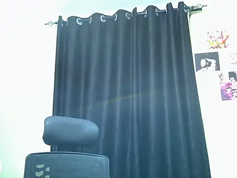 Snapshot of Horny-slut_ chatting on 01.17.26 Horny-slut online show from 01.17.26