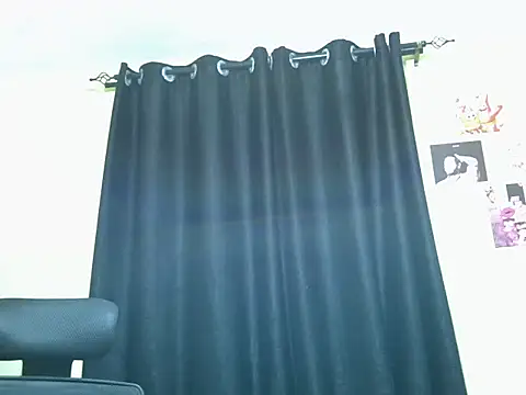 Snapshot of Horny-slut_ chatting on 03.01.26 Horny-slut online show from 03.01.26