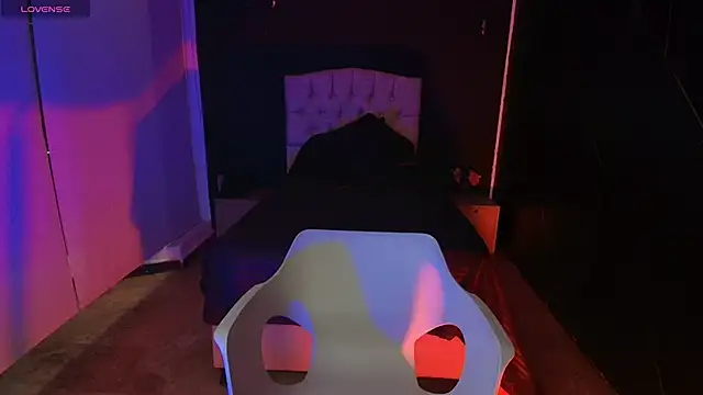 NatashaMason  online show from 03.08.25