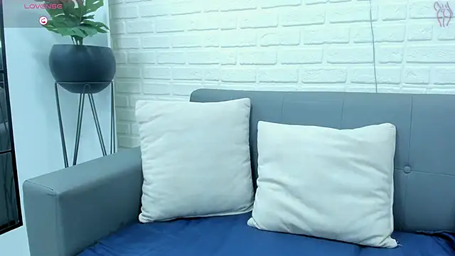 karina gomez 18 online show from 01.14.25