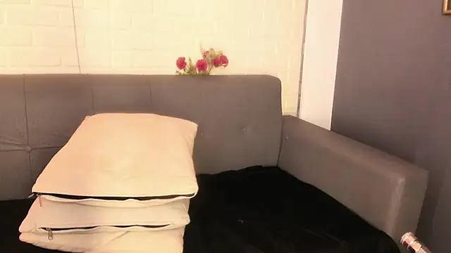 karina gomez 18 online show from 11.15.25