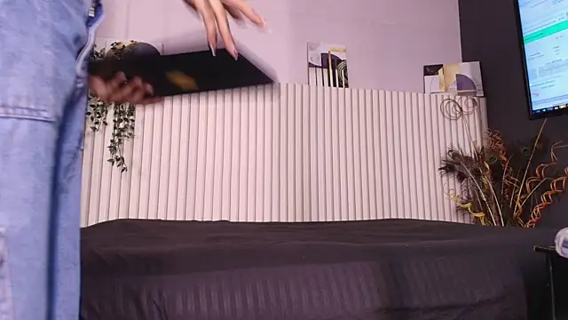 karina gomez 18 online show from 06.05.26
