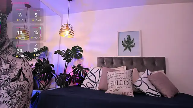 Snapshot of Nami_sunny chatting on 11.08.25 Nami sunny online show from 11.08.25