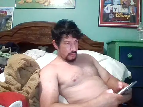 Snapshot of Curved4Pleasure chatting on 10.13.25 Curved4Pleasure online show from 10.13.25