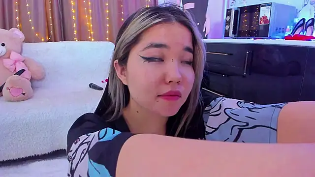 Dollyaa online show from 01.25.25