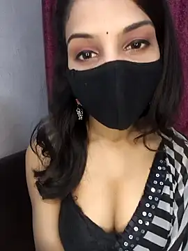 Snapshot of Sexy-ashi chatting on 12.26.24 Sexy-ashi online show from 12.26.24