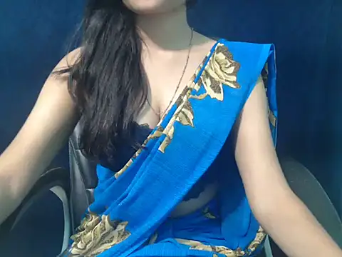 Yashi online show from 10.11.25