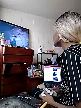 TickleMeKink online show from 02.12.25