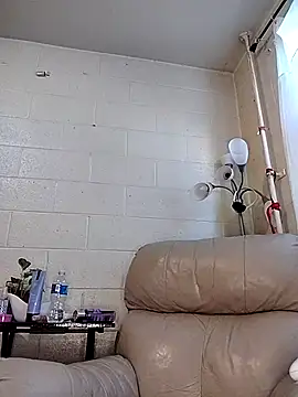 TickleMeKink online show from 02.25.25