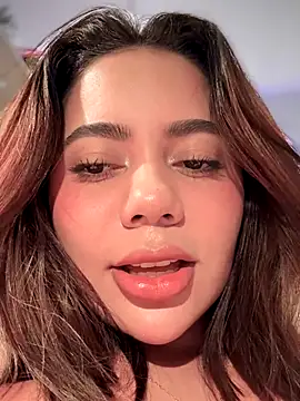 Snapshot of Aryrosee chatting on 10.04.25 Aryrosee online show from 10.04.25