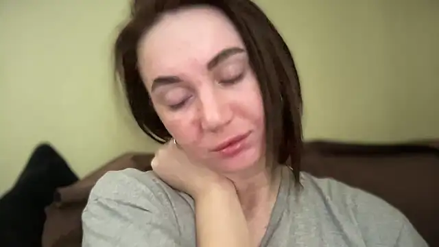 Snapshot of EvilDemon94 chatting on 02.25.25 EvilDemon94 online show from 02.25.25