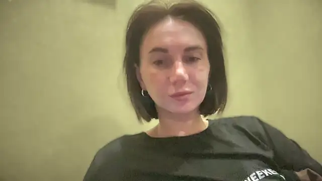 Snapshot of EvilDemon94 chatting on 10.22.25 EvilDemon94 online show from 10.22.25