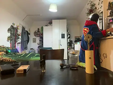 Snapshot of lextalon chatting on 12.22.24 lextalon online show from 12.22.24