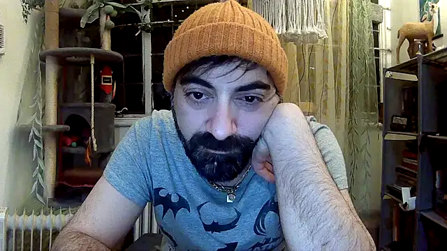 Snapshot of lextalon chatting on 01.08.25 lextalon online show from 01.08.25