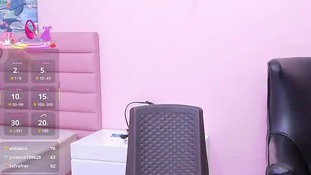 Snapshot of isabella_santos1 chatting on 02.26.25 isabella santos1 online show from 02.26.25