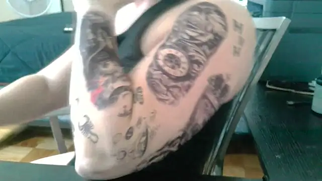 Aaron Rose25 online show from 12.14.25