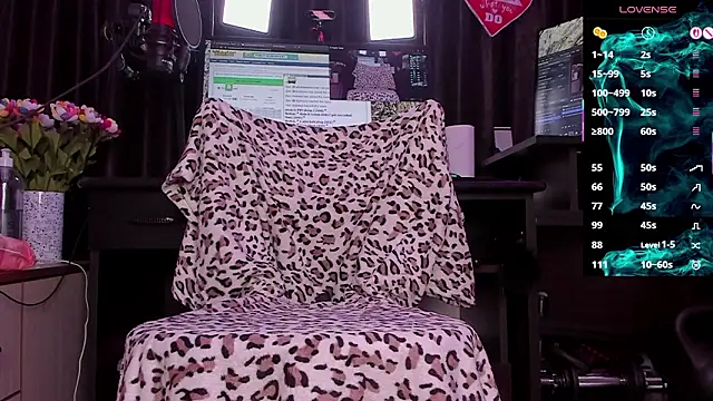 Raissa sky26 online show from 02.17.26