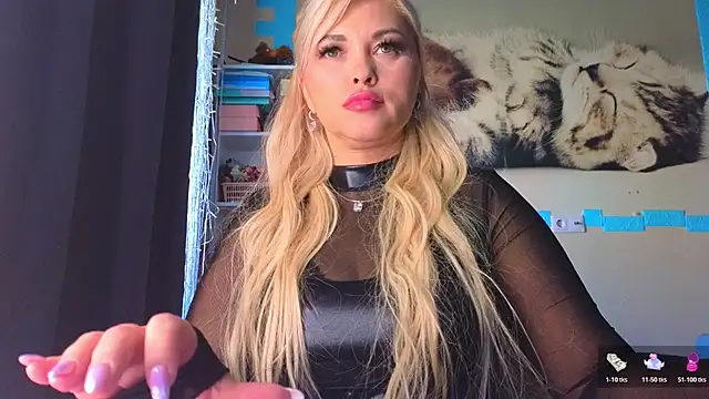 Snapshot of Snow_Goddess chatting on 05.17.26 Snow Goddess online show from 05.17.26
