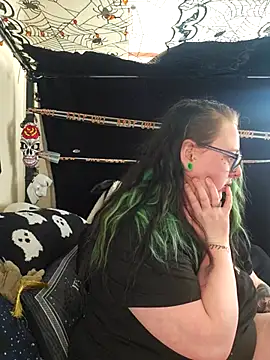 Snapshot of Bunny_Cummings chatting on 11.03.25 Bunny Cummings online show from 11.03.25