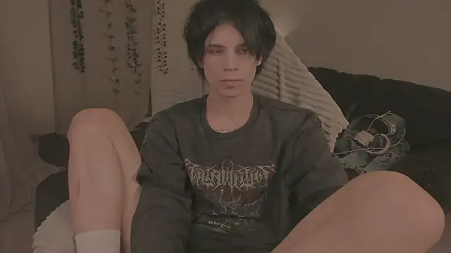 Snapshot of Wampeyes chatting on 10.11.25 Wampeyes online show from 10.11.25